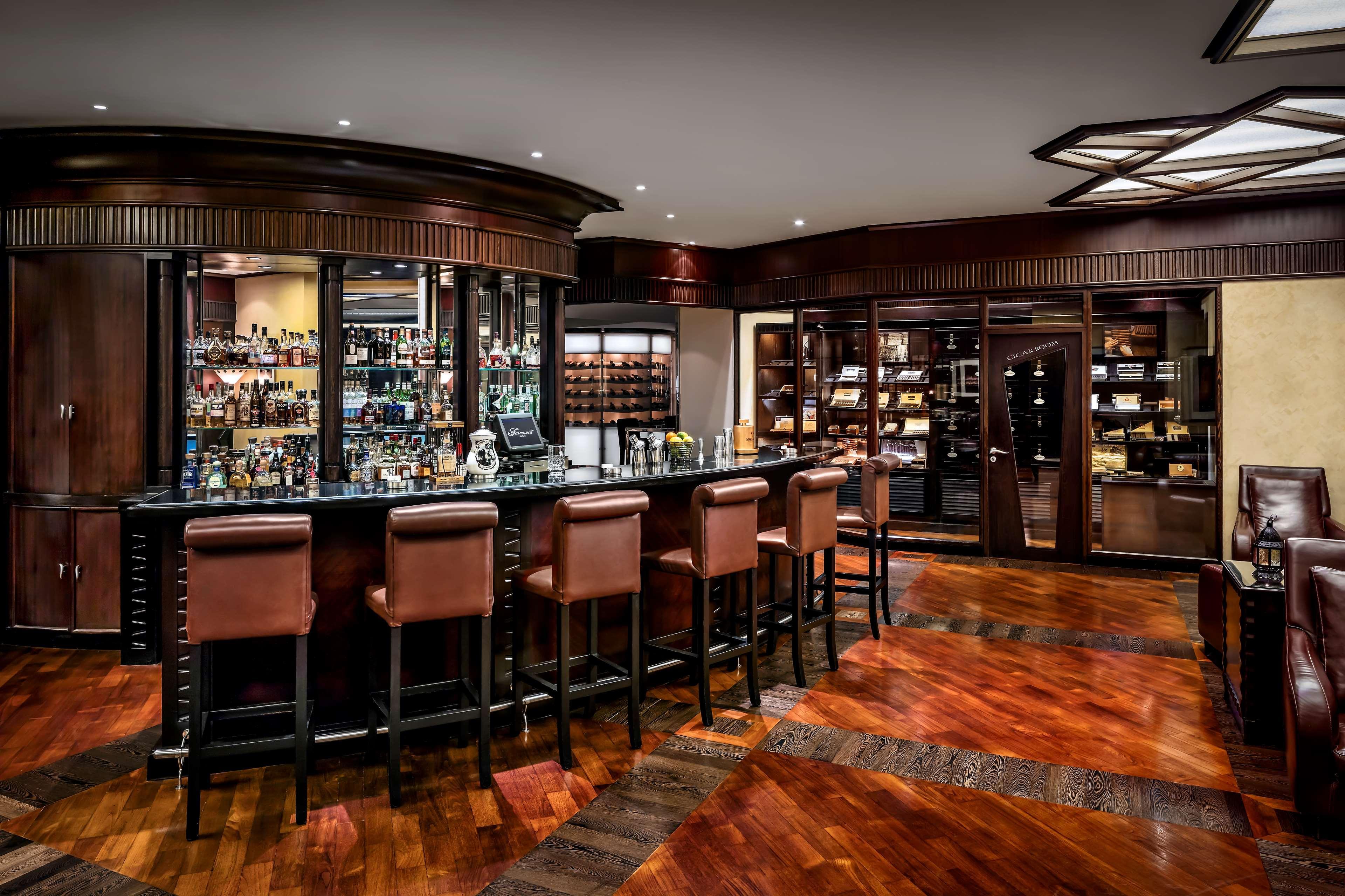 Готель Fairmont Дубай