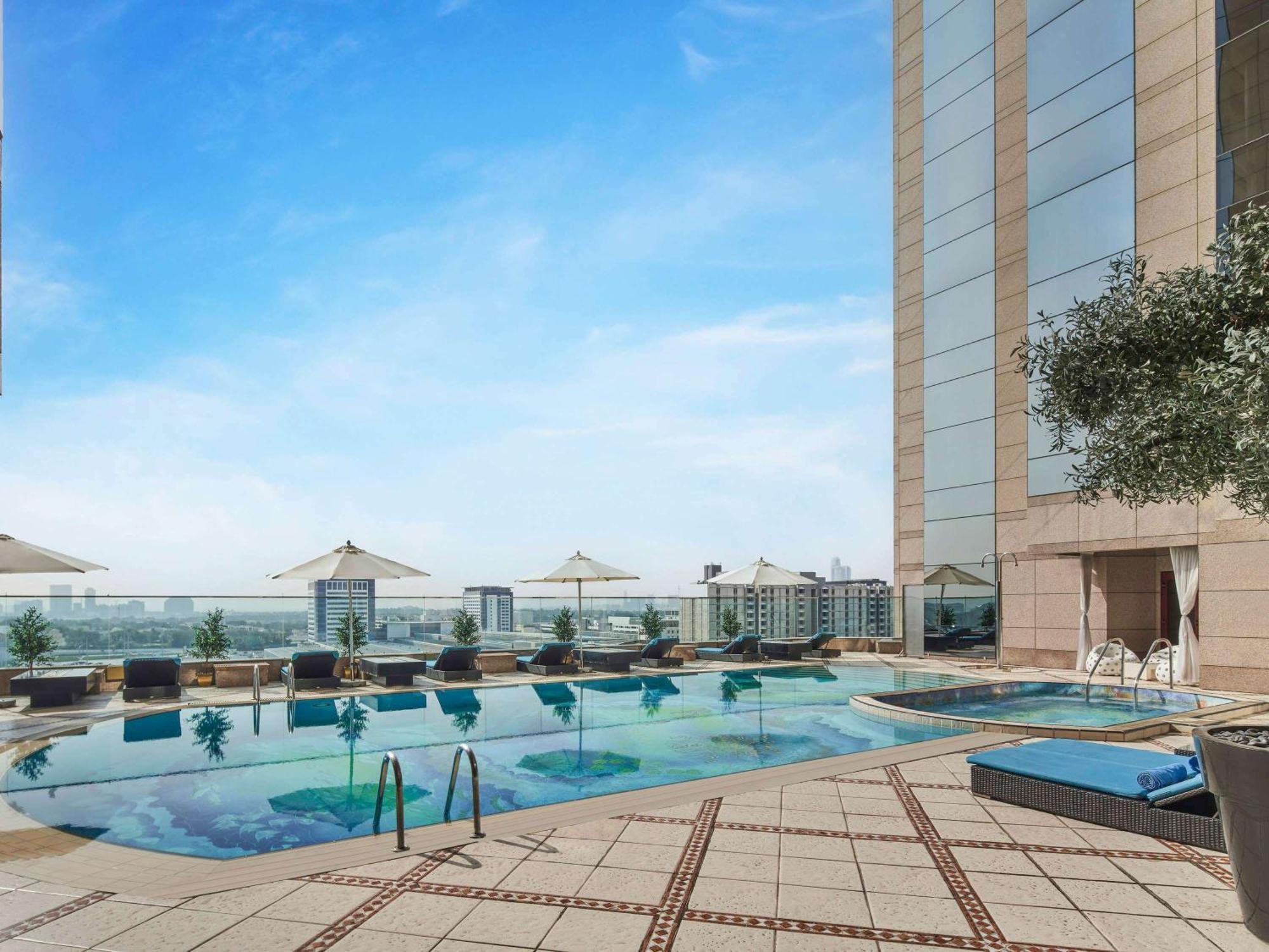 Готель Fairmont 5*